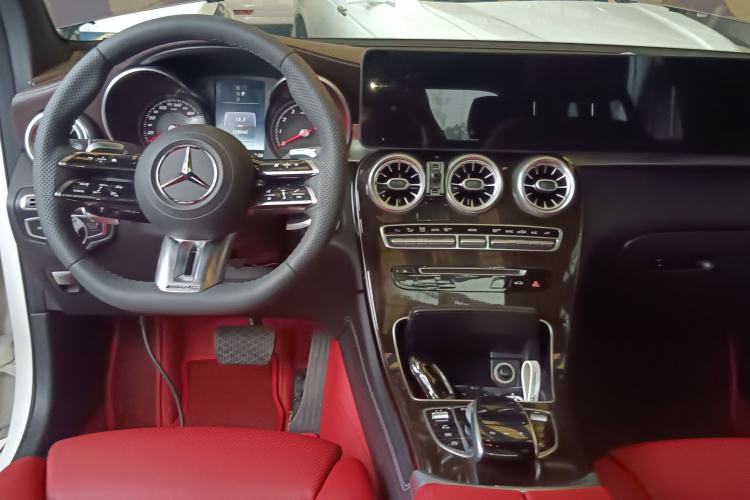 Used Mercedes-Benz GLC 2017 GLC 260 4MATIC Dynamic Edition
