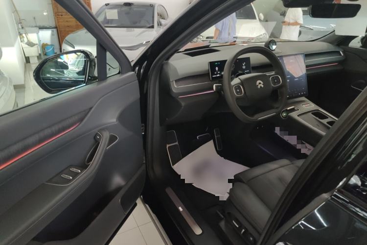 Used Nio ES8 2024 75 kWh
