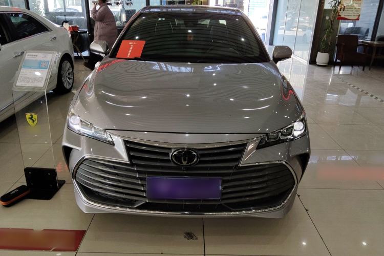 Used Toyota Avalon 2019 2.5L Touring Premium Version China VI Standard
