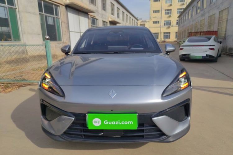 Used Baojun Yunhai 2024 140km Plug-in Hybrid Version