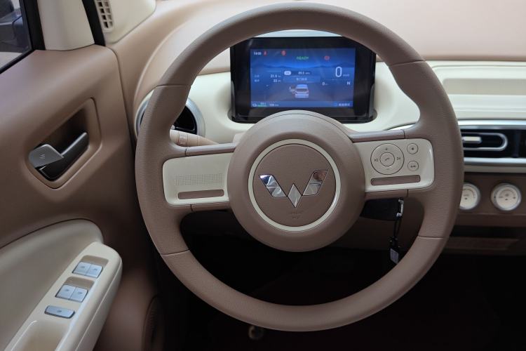 Used Wuling Hongguang MINIEV 2025 Four-Door Version Advanced Edition
