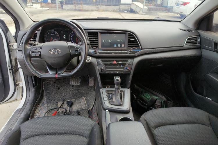 Used Hyundai Elantra 2018 1.4T Dual-Clutch Xuan Dong · Dynamic Edition