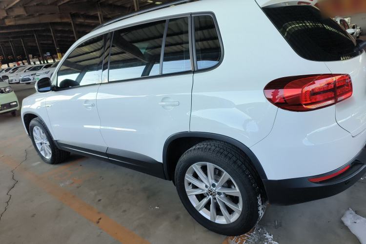 Used Volkswagen Tiguan 2016 300TSI Automatic All-Wheel Drive Fashion Vision Edition

