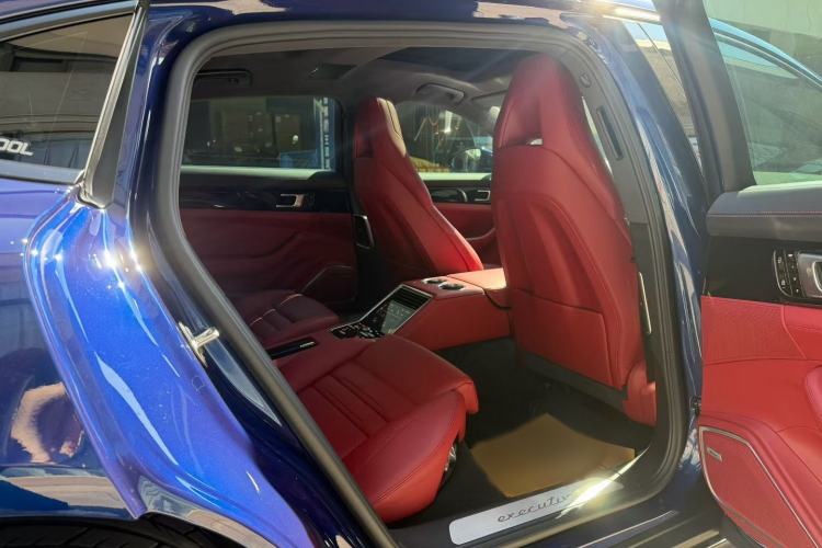 Used Porsche Panamera 2019 Panamera 4 Executive Long Wheelbase 2.9T
