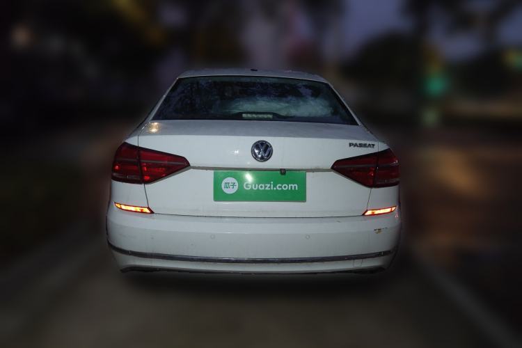 Used Volkswagen Passat 2016 330TSI DSG Luxury Edition
