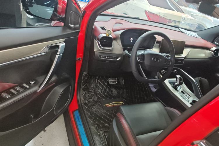 Used Geely Auto Coolray 2019 Sport Model 260T DCT Battle China V Standard
