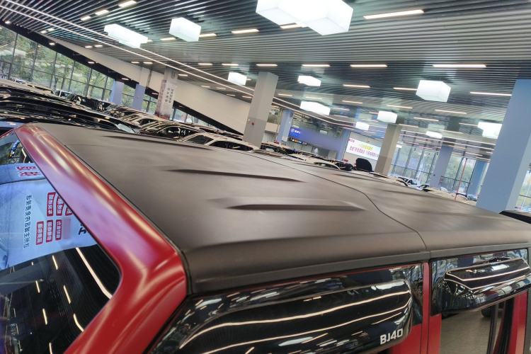 Used Beijing Auto BJ40 2023 2.0D Automatic Four-Wheel Drive Blade Hero Edition Adventurer Type
