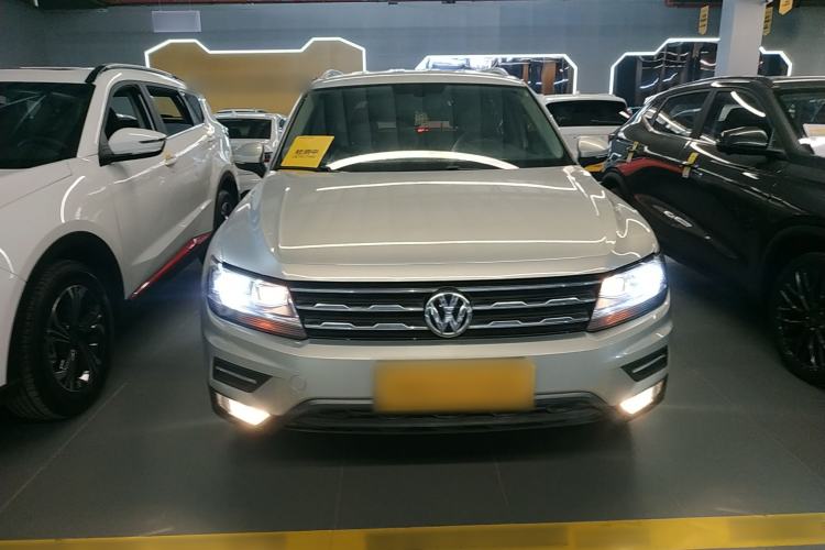 Used Volkswagen Tiguan L 2017 330TSI Automatic Two-Wheel Drive Comfort Edition
