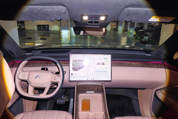 Used ONVO Luxeed L90 2025 Model—Max Six-Seater Version