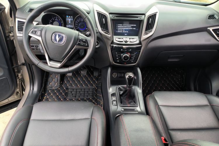 Used Changan CS75 2016 1.5T Manual FENGSHANG Model
