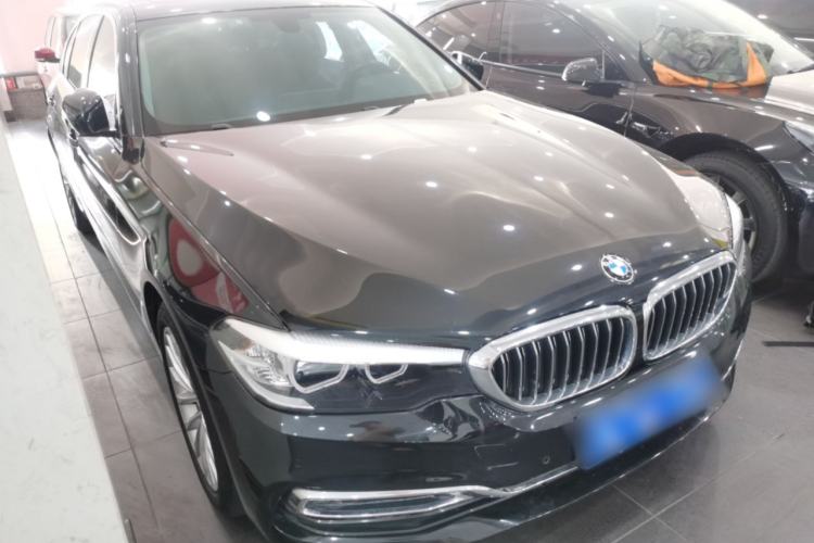 Used BMW 5 Series 2019 Facelifted 525Li Luxury Package
