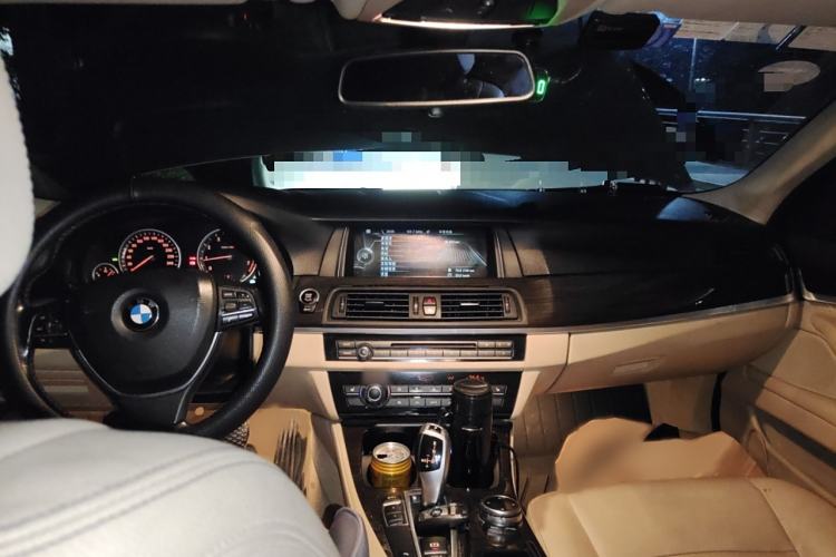 Used BMW 5 Series 2014 525Li Luxury Design Package
