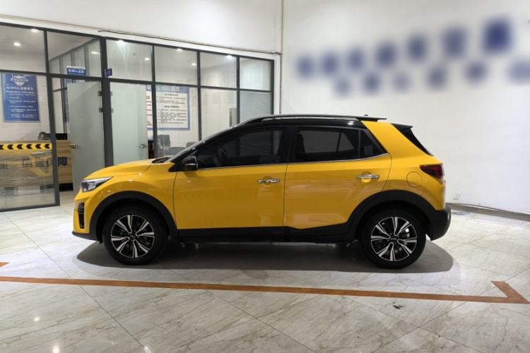 Used Kia kx1 Stonic 2021 1.4L CVT Fun & Sunroof Model
