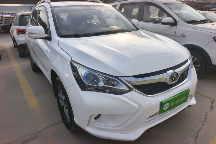 Used BYD Song 2016 GaiShi Edition 1.5TI Manual Elite Model
