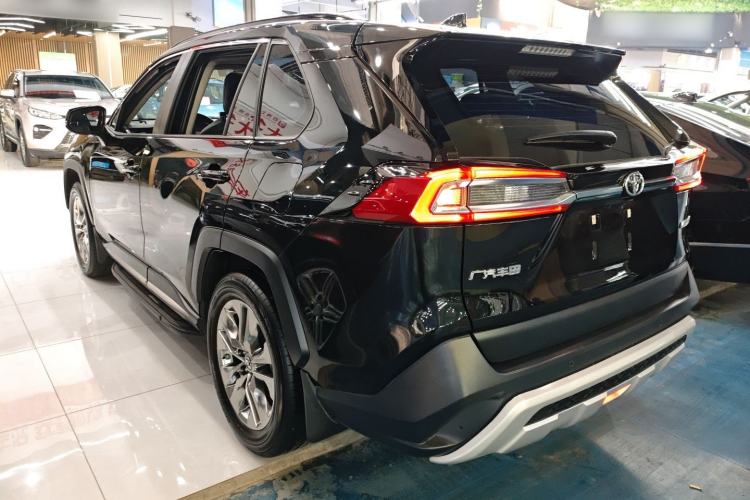 Used Toyota Wildlander 2022 2.0L CVT Two-Wheel Drive Luxury PLUS Edition