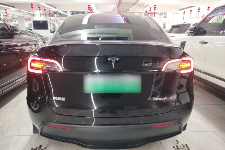 Used Tesla Model Y 2023 Rear-Wheel-Drive Version