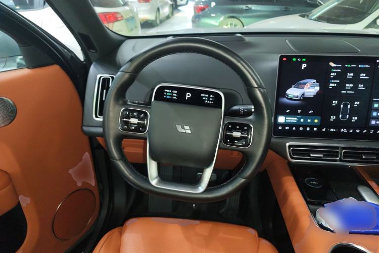 Used Li Auto L9 2022 Max model
