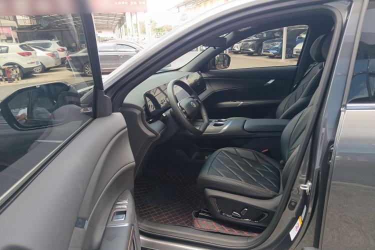 Used Changan CS75 PLUS 2025 4th Generation 1.5T New Blue Whale Smart Luxury Edition
