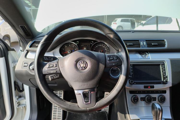 Used Volkswagen FAW-Volkswagen CC 2016 1.8TSI Luxury Model
