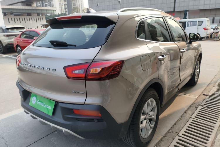 Used BORGWARD BX5 2017 20TGDI Automatic Two-Wheel Drive Pioneer Edition