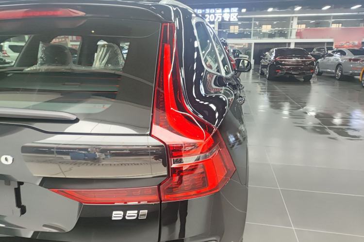 Used Volvo XC60 2026 B5 4x4 Smart Luxury Edition
