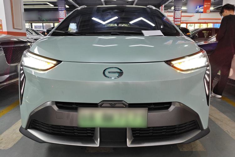 Used AION Y 2022 70 Tech Edition Lithium Iron Phosphate