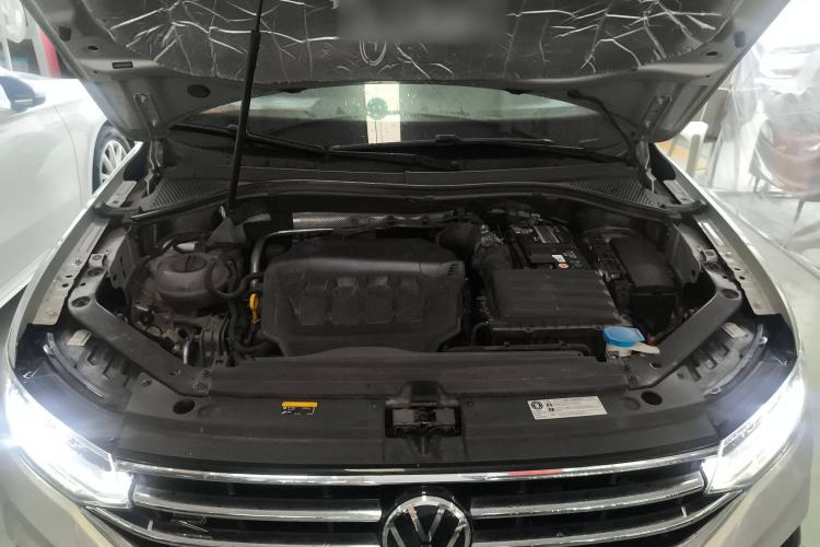 Used Volkswagen Tiguan L 2022 330TSI Automatic Two-Wheel Drive R-Line Enhanced Edition
