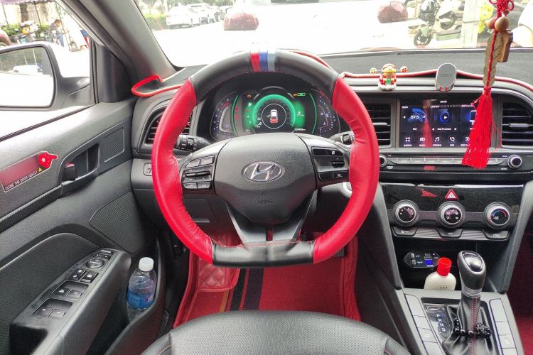 Used Hyundai Elantra (6th Generation / Lingdong) 2019 1.4T Dual-Clutch Xuan Dong · Dynamic Model
