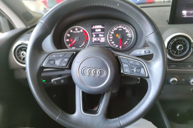 Used Audi A3 2020 Limousine 35 TFSI Fashion Edition China VI Emission Standard