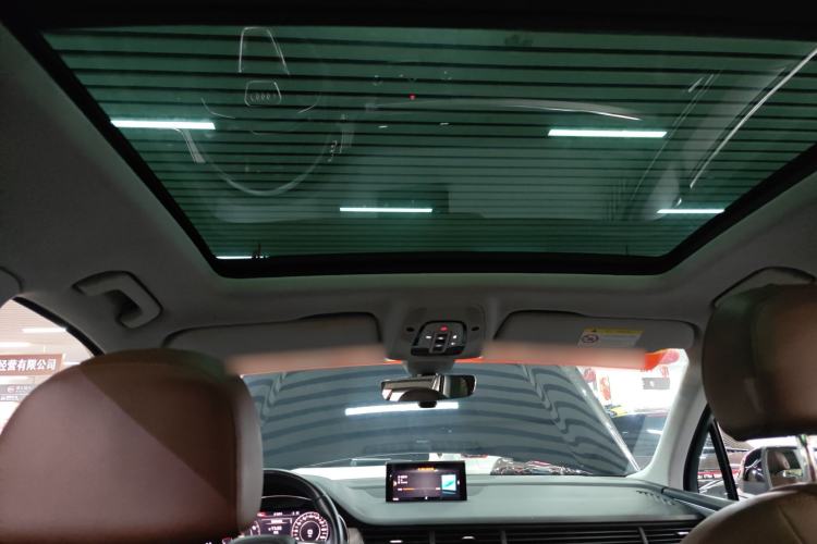 Used Audi Q7 2019 45 TFSI Comfort Model
