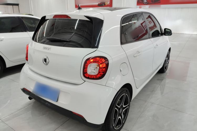 Used  forfour 2016 0.9T 66 kW Ultimate Edition
