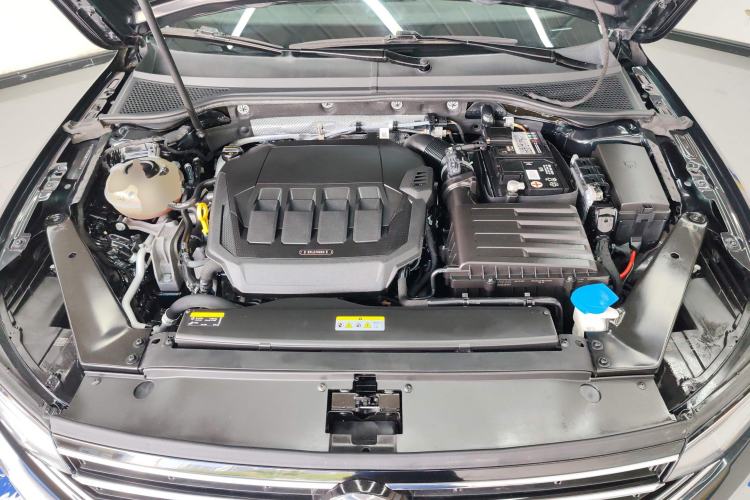 Used Volkswagen Magotan 2020 330TSI DSG Leading Model
