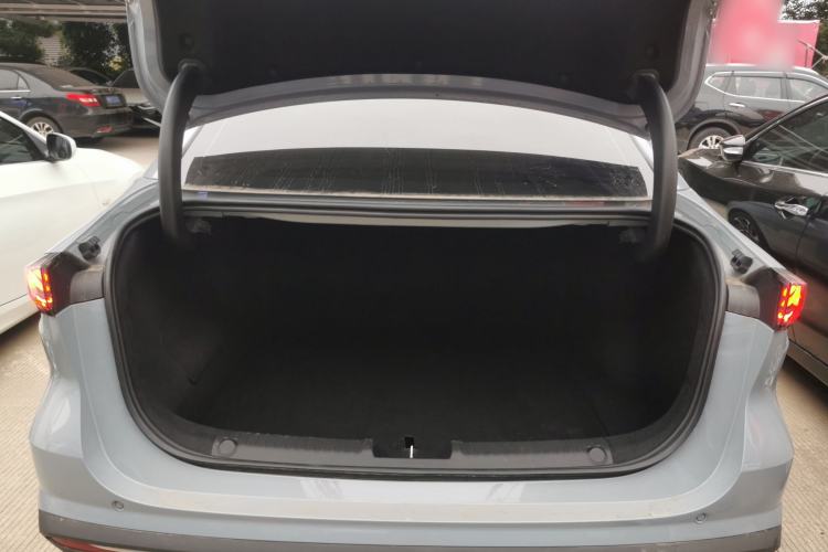 Used  L6 2023 60km PLUS