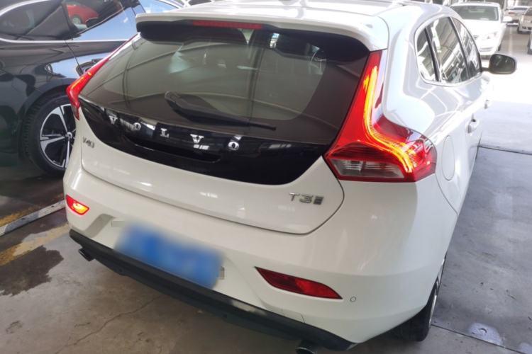 Used Volvo V40 2017 T3 Zhiya Edition
