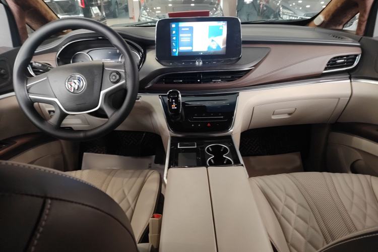 Used Buick GL8 2022 Land Cruiser Executive Class 652T Comfort Model