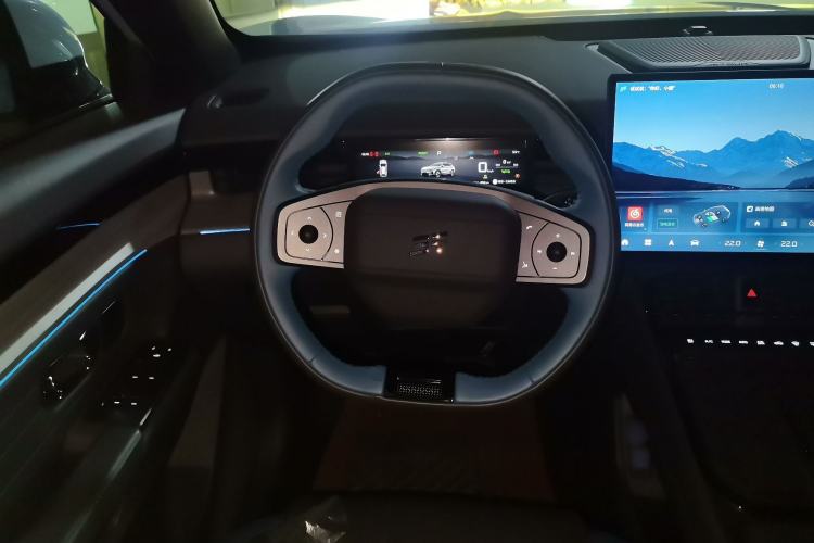 Used JETOUR Shanhai Shanhai L6 2024 1.5TD DHT MAX
