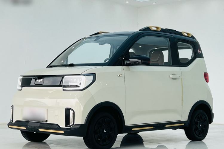 Used Wuling Hongguang MINIEV 2022 GAMEBOY 200km Gaming Edition with Lithium Iron Phosphate
