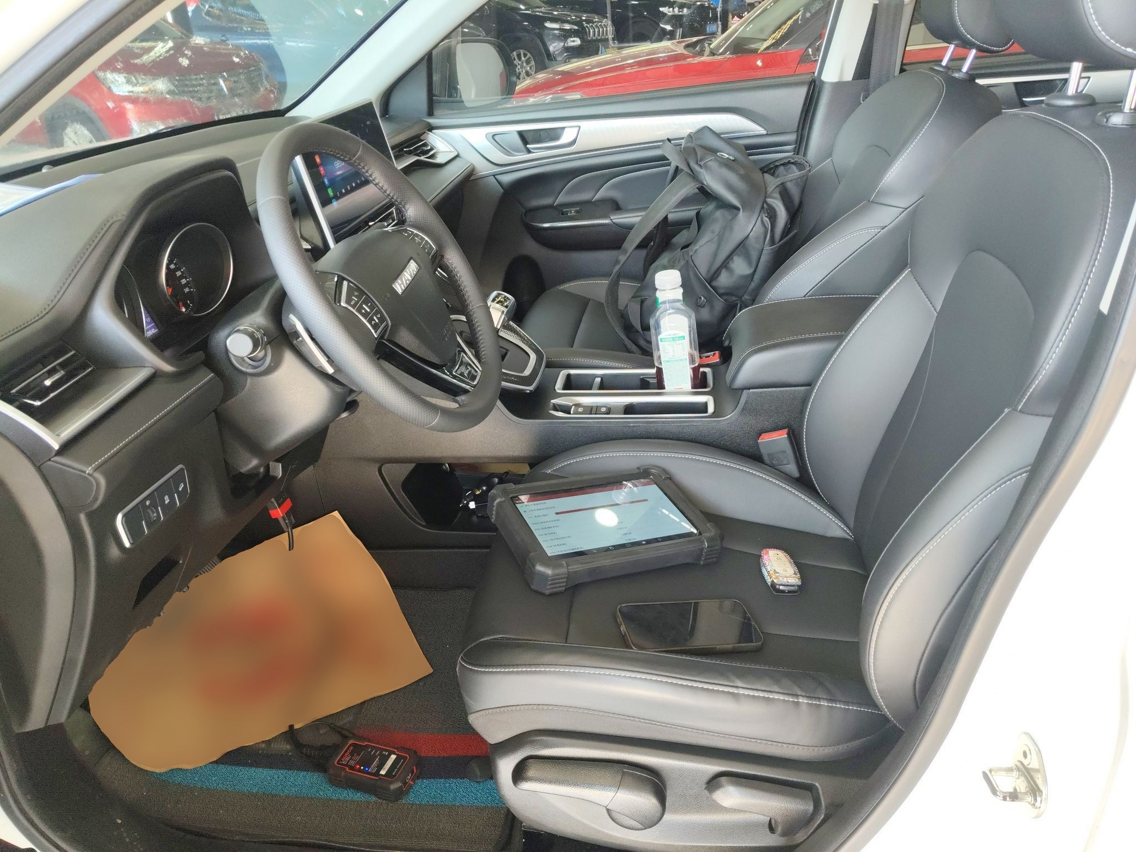 المقاعد الأمامية داخل السيارة