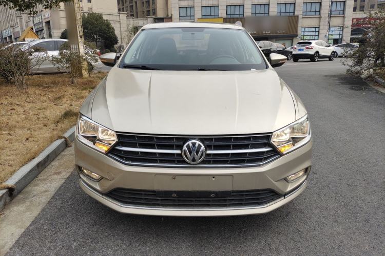 Used Volkswagen Bora 2016 1.6L Automatic Comfort Model
