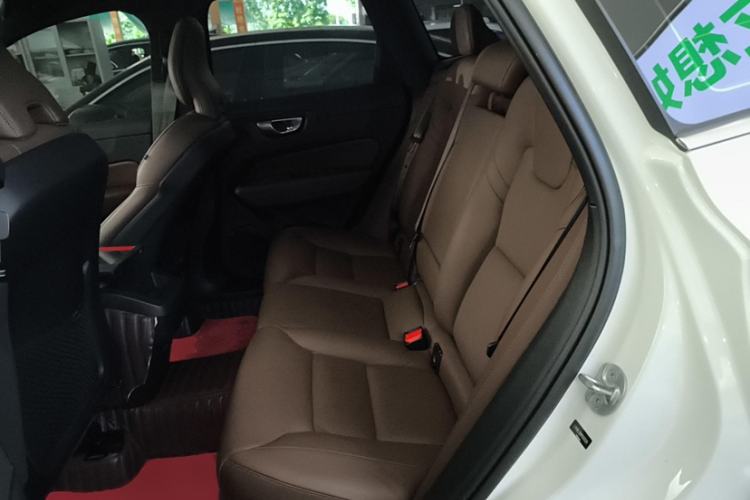 Used Volvo XC60 2023 B5 4x4 Smart Luxury Edition