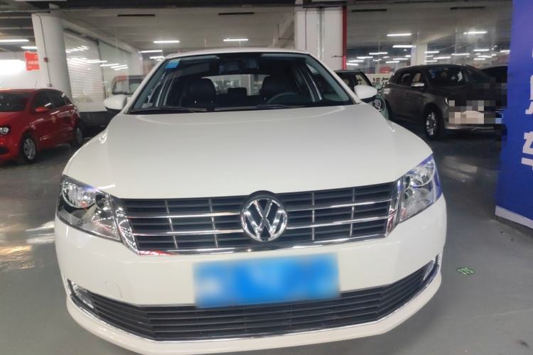 Used Volkswagen Gran Lavida 2013 1.6L Automatic Comfort Model
