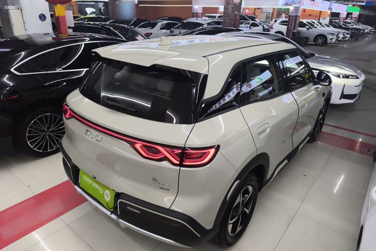 Used BYD Yuan UP 2025 Intelligent Driving Version 401 km Leading Edition