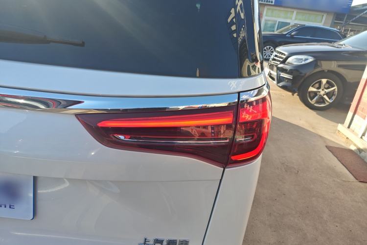 Used Buick GL8 2023 ES Lu Zun Deluxe and Yue Edition
