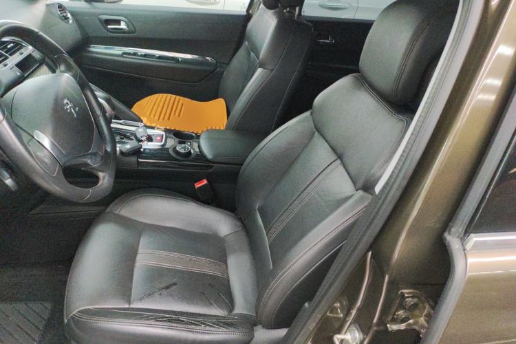 Used Peugeot 3008 2015 1.6THP Automatic Trend Edition
