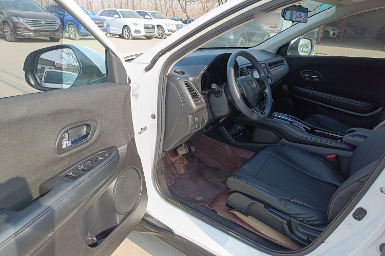 Used Honda Vezel 2015 1.5L CVT two-wheel drive Comfort trim
