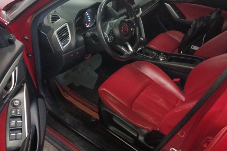 Used Mazda CX-4 2018 2.0L Automatic Two-Wheel Drive Blue Sky Dynamic Version China V Standard
