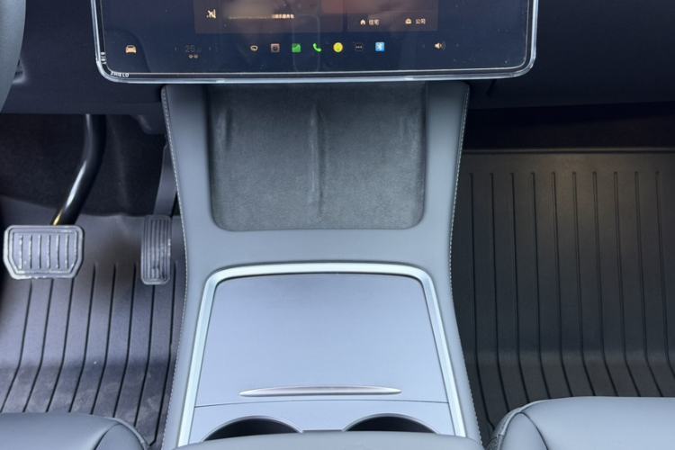 Used Tesla Model Y 2024 Rear-Wheel-Drive Version
