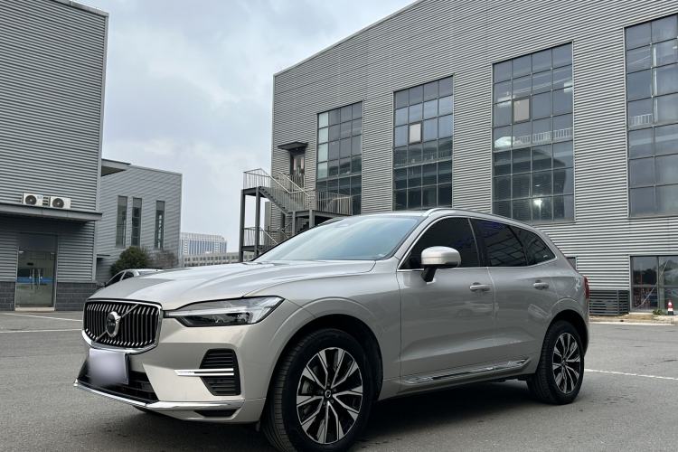 Used Volvo XC60 2024 B5 4x4 Smart Luxury Edition