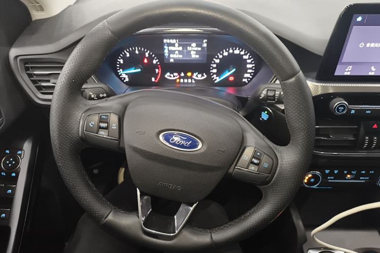 Used Ford Focus 2020 Hatchback EcoBoost 180 Automatic Trend Edition
