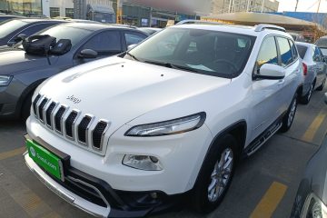 Used Jeep Cherokee 2016 2.0L Superior Edition